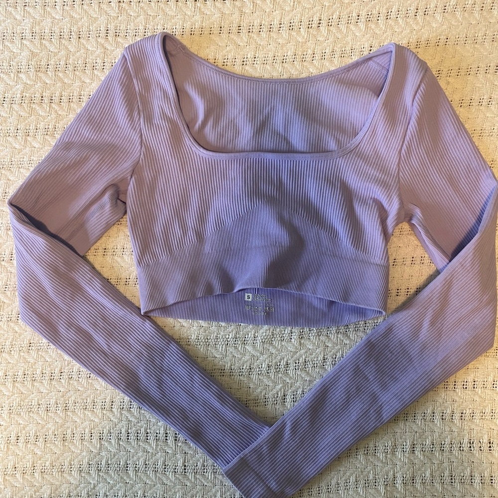 Ribbed Long Sleeve Crop Top